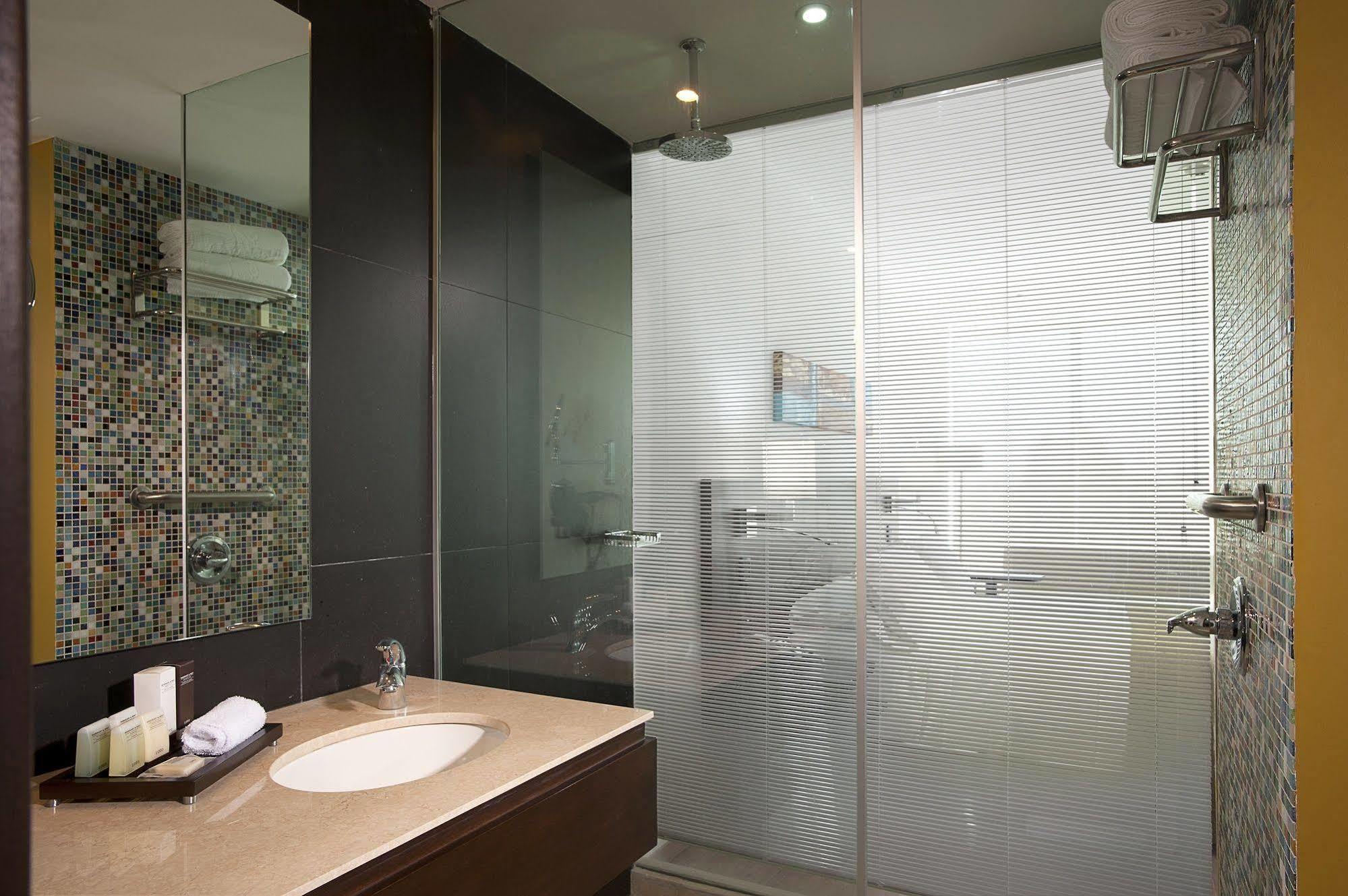 Nh Collection Royal Smartsuites Hotel